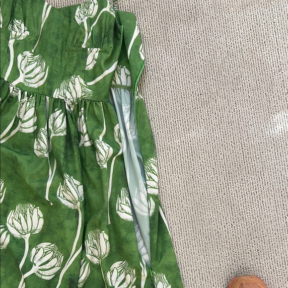 Green Halter Sleeveless Maxi Sundress🌿 - Picture 7 of 9